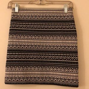 Patterned mini skirt